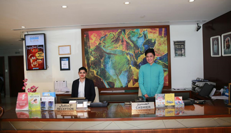 versailles-hotel-reception